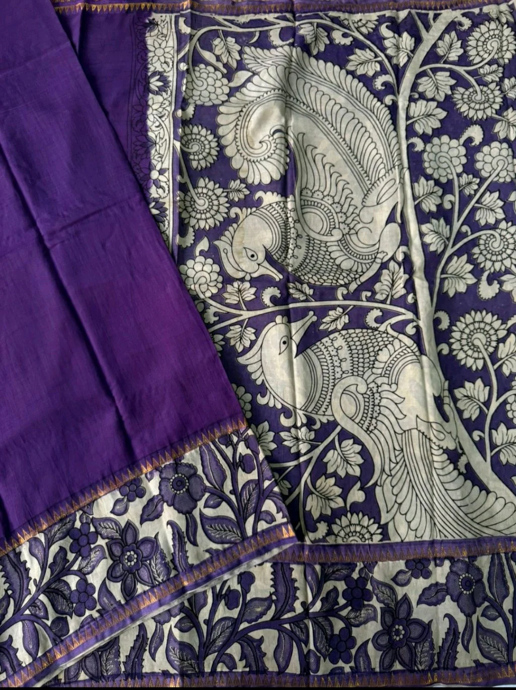 Red Mangalagiri Pattu Saree with Kalamkari Peacock Design thumbnail 3