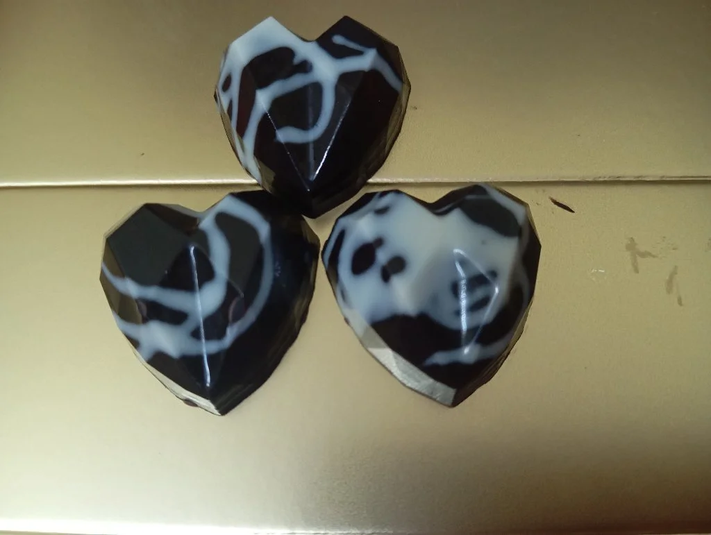Heart Shaped Swirl Chocolates Kg