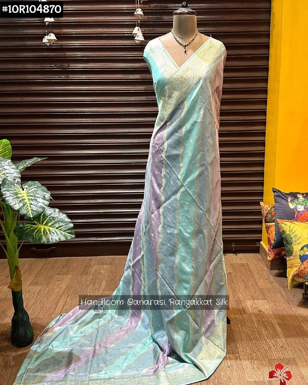 Pastel Handloom Banarasi Rangakkat Silk Fabric 2
