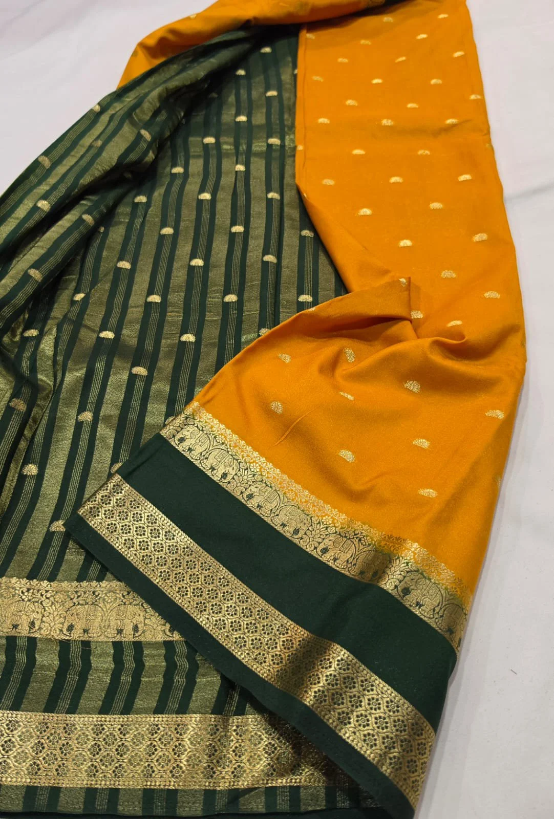 sarees thumbnail 2