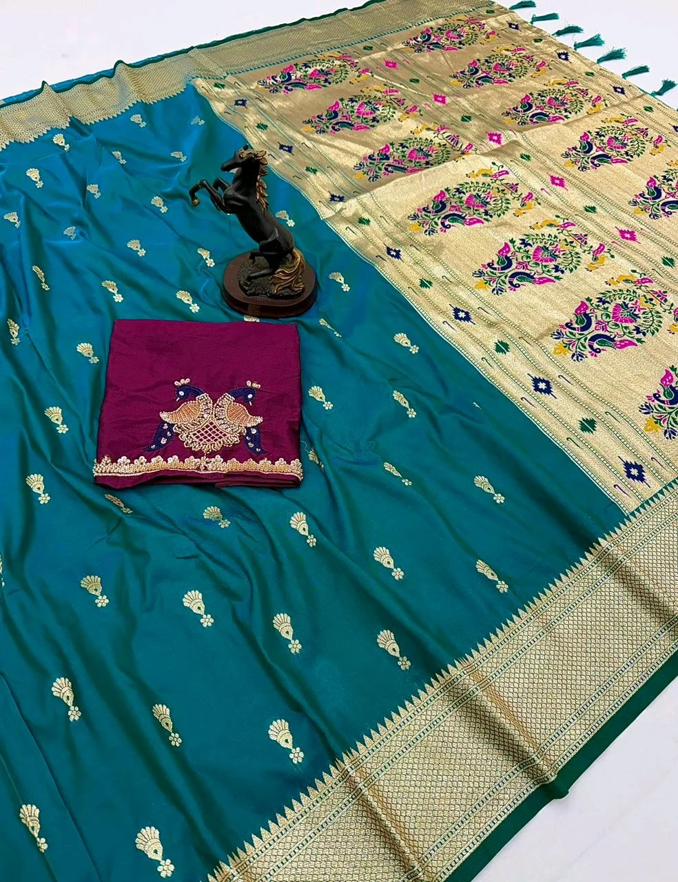 Paithani Silk Sarees thumbnail 3
