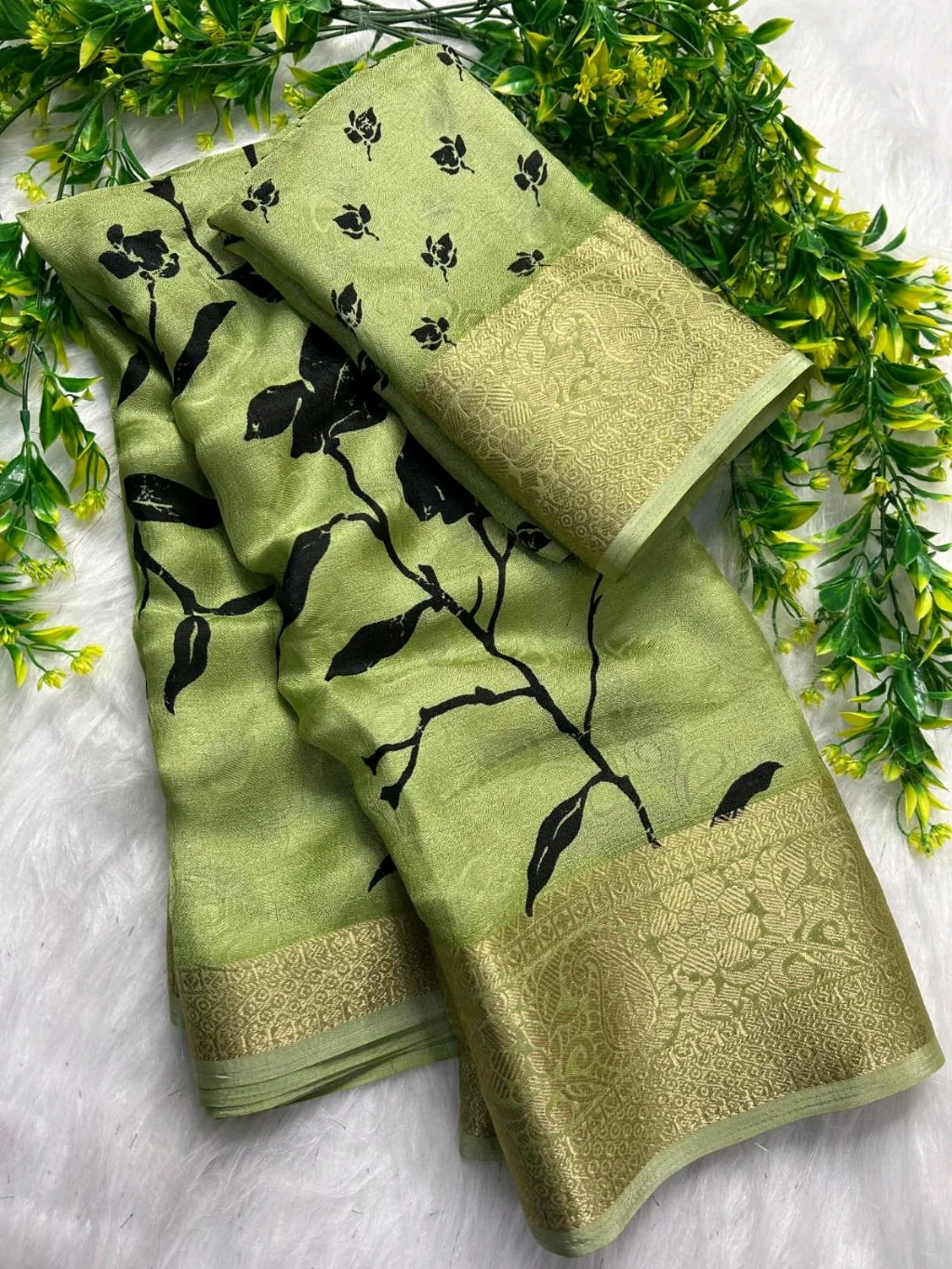 Mass Mellow Sarees and Zari Border thumbnail 3