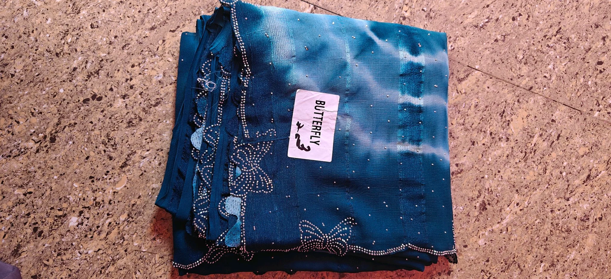 Butterfly Brand Teal Tie Dye Saree with Swarovski Stone Stone Work thumbnail 4