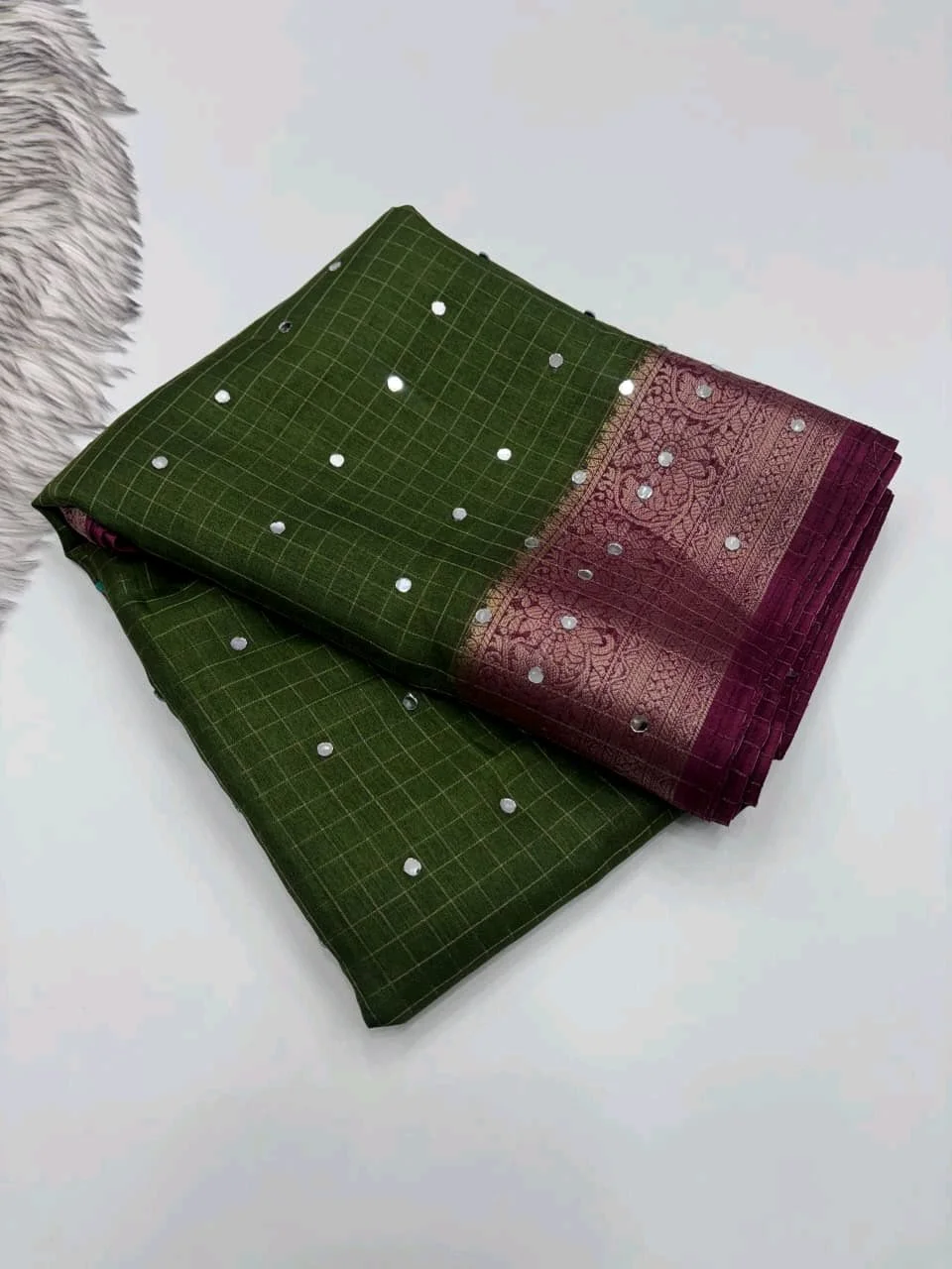 Dola Checks Sarees 4