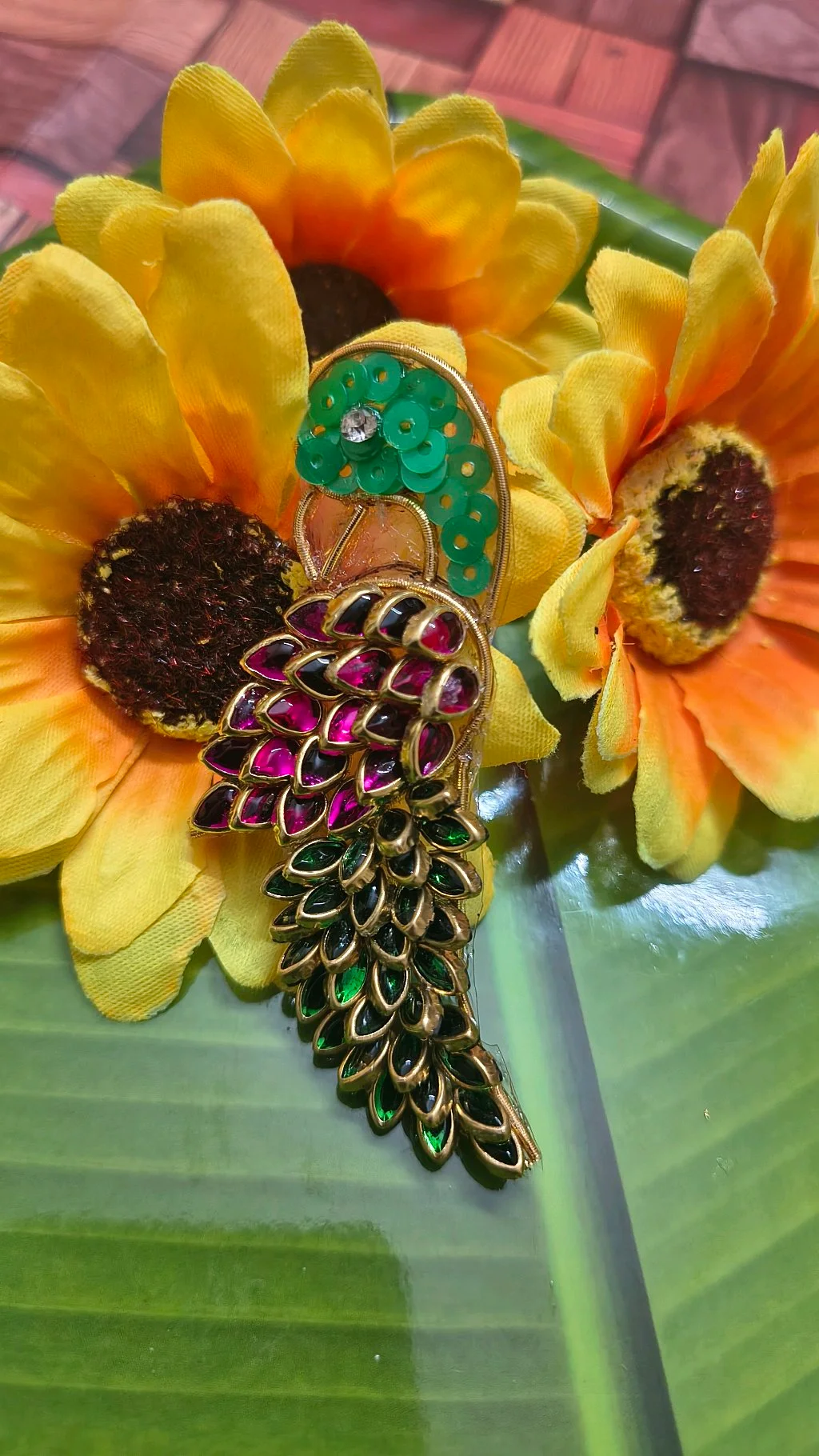 Peacock Broch Pin thumbnail 1