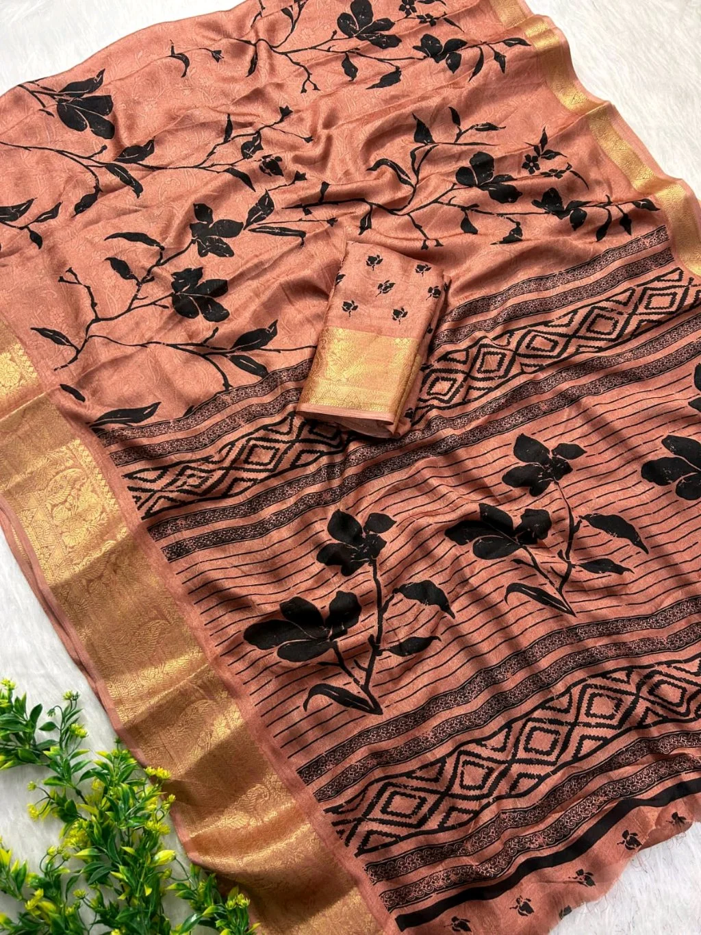 Mass Mellow Sarees and Zari Border thumbnail 9