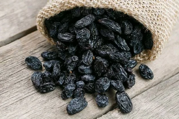 Black Raisins thumbnail 1