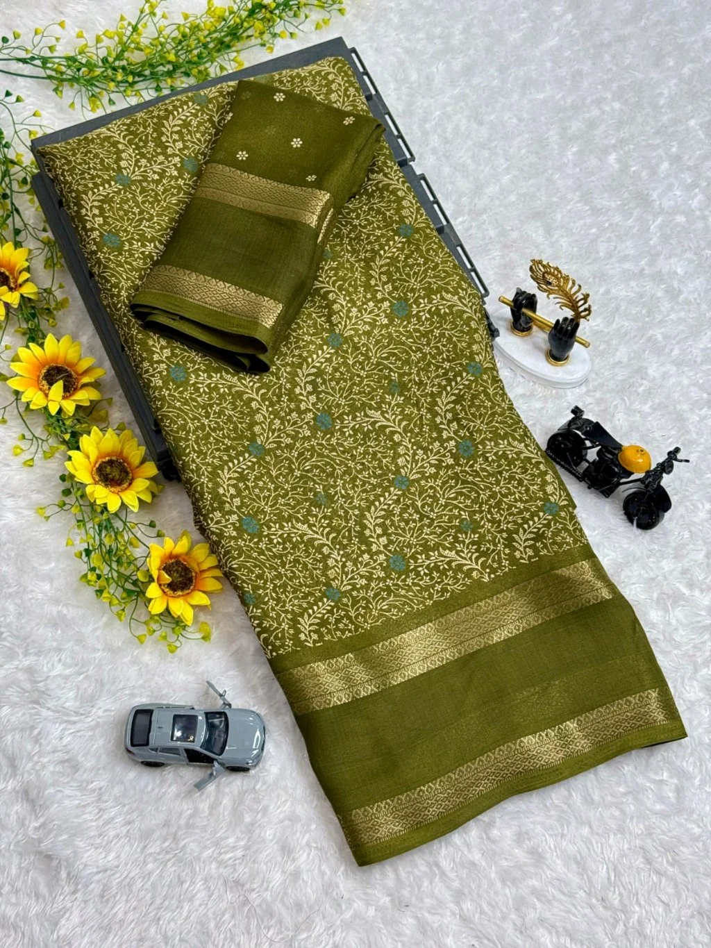 Georgette Sarees thumbnail 5