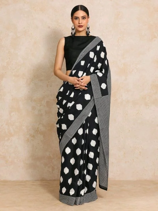 New updateBagru Block Print Cotton mulmul Sarees With Running Blouse Fabric:- Pure Mulmul (9280)Saree:-5.5m+ Blouse:- 1mPrice:- 700 thumbnail 5