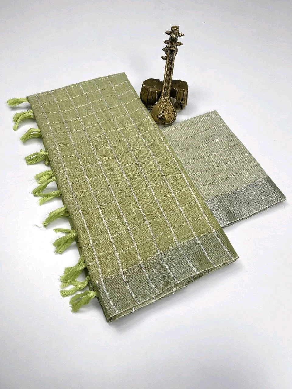 Pure Cotton lenin Saree with Striped Blouse thumbnail 2