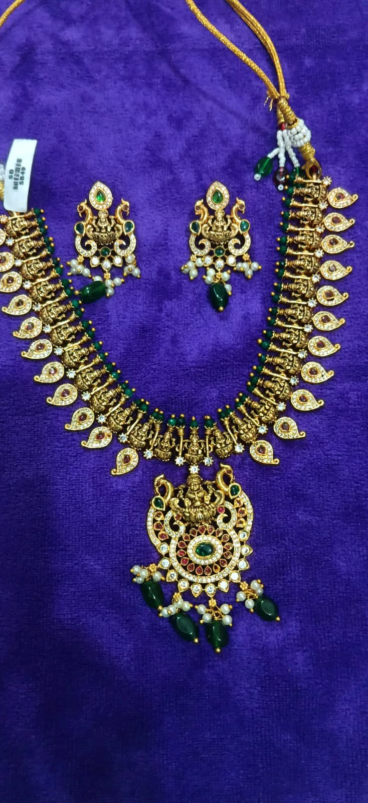 Gold Plated Lakshmi Devi Temple Necklace Set thumbnail 2