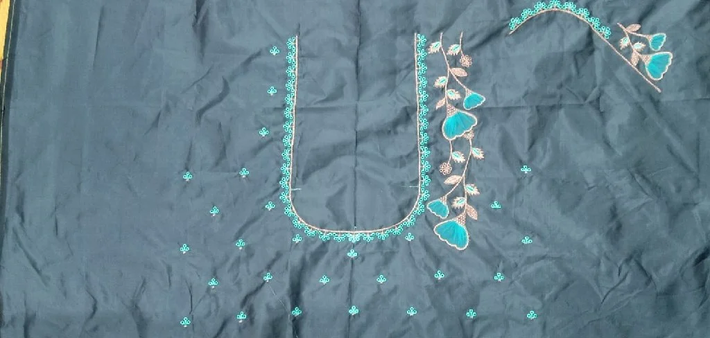 Aplic Computer Embroidered Blouse Piece