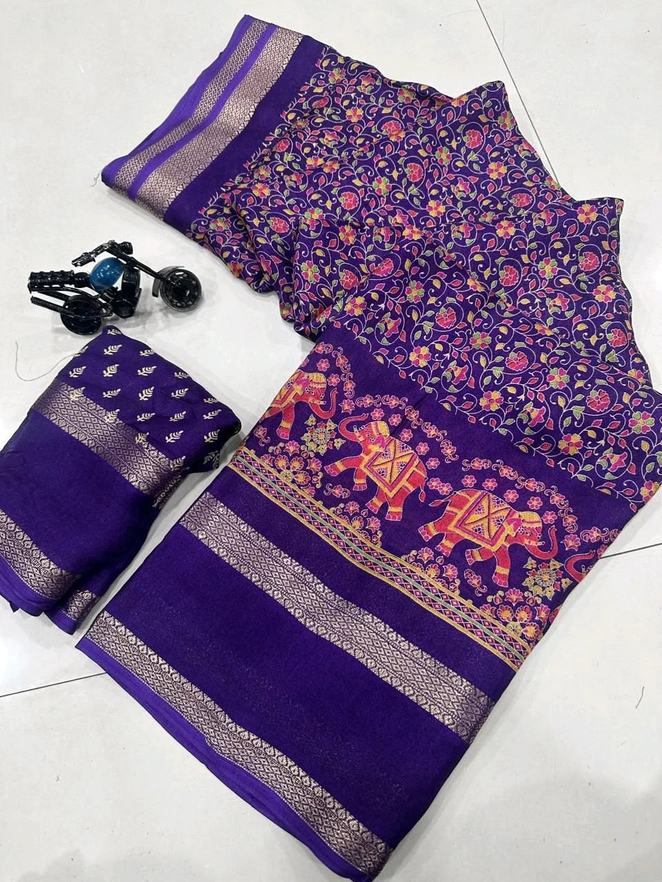 Georgette Sarees thumbnail 3