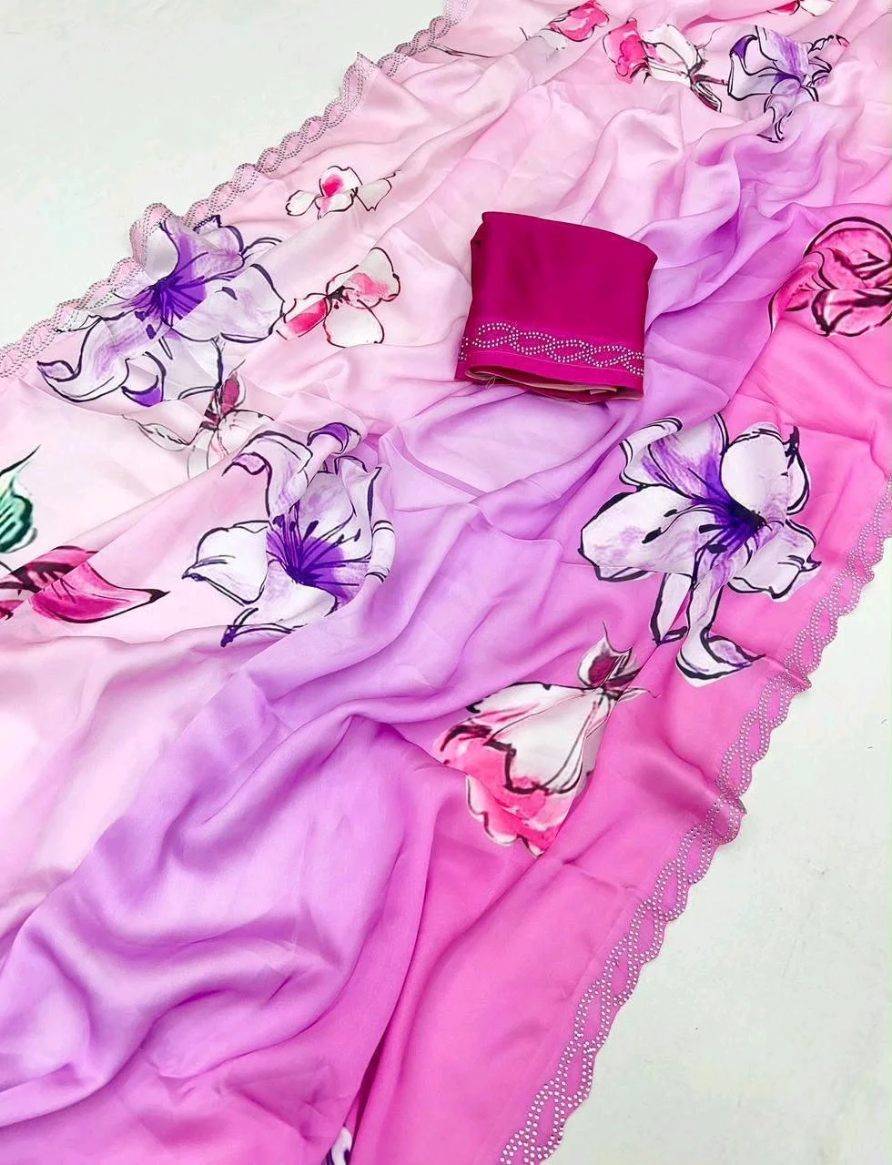 Georgette Saree with Blue Floral Print and Lace Border thumbnail 9