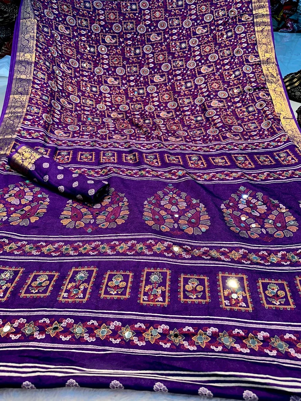 Marsh Mellow Sarees thumbnail 8