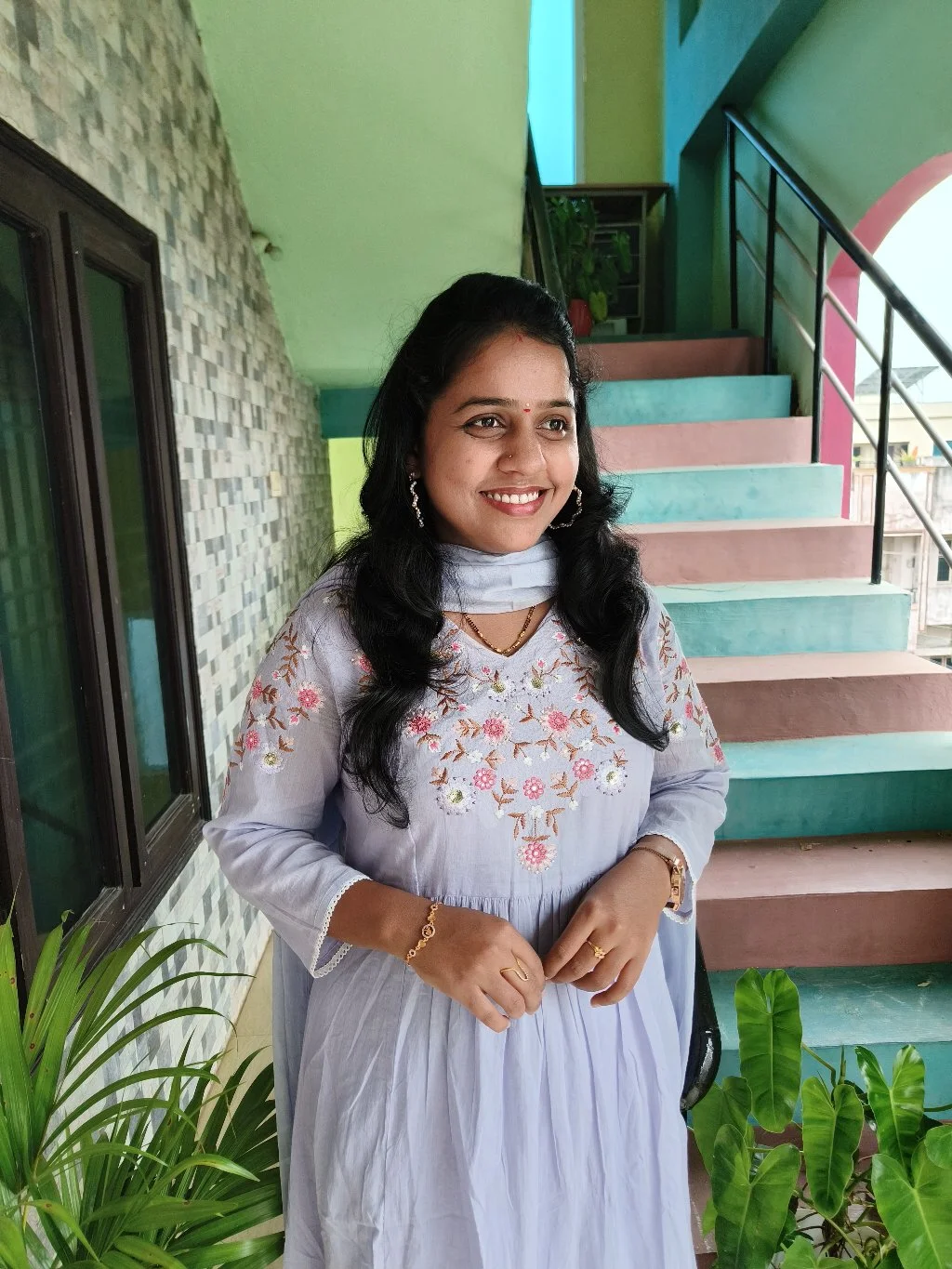 Lavender Floral Embroidered Kurta Set thumbnail 2