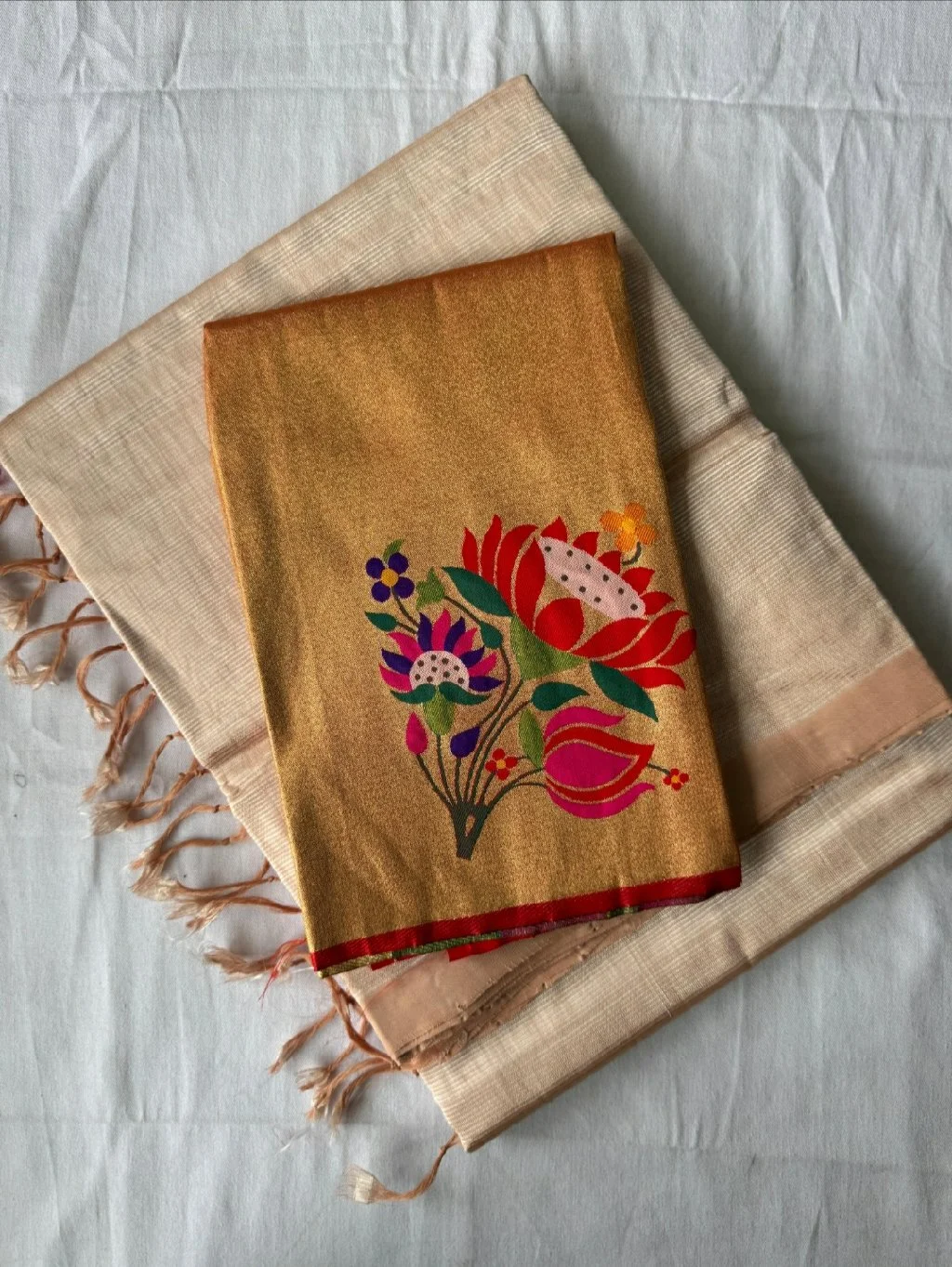 Golden Mangalagiri Pattu Saree with Parrot Motif 5