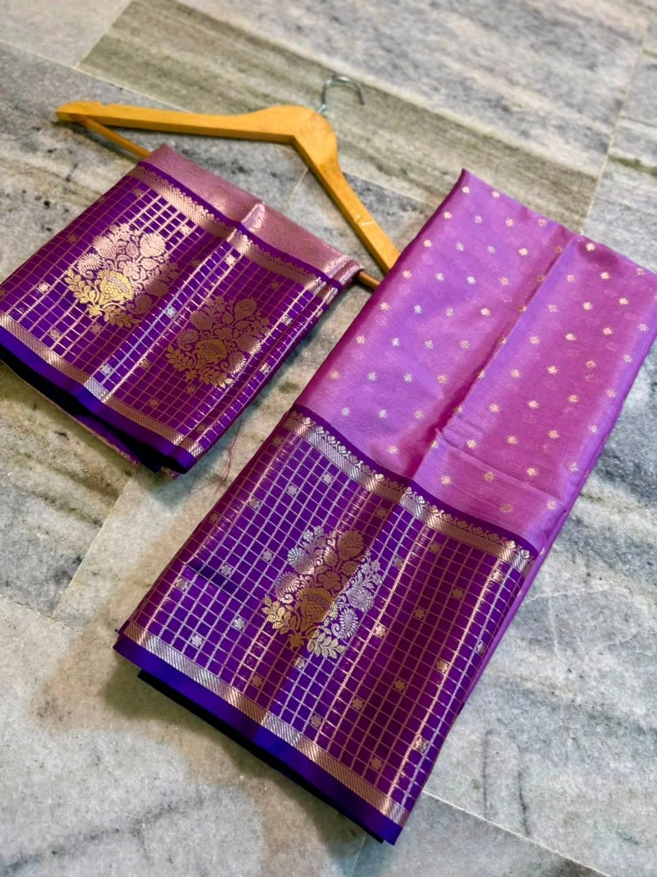 Lavender Purple Banarasi Semi Katan Silk Blend Saree thumbnail 2