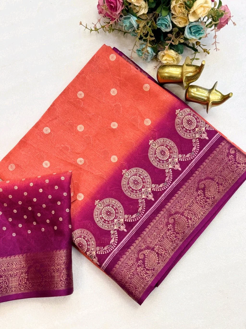 Dola Jute  Silk Blend Saree with Zari Border 6