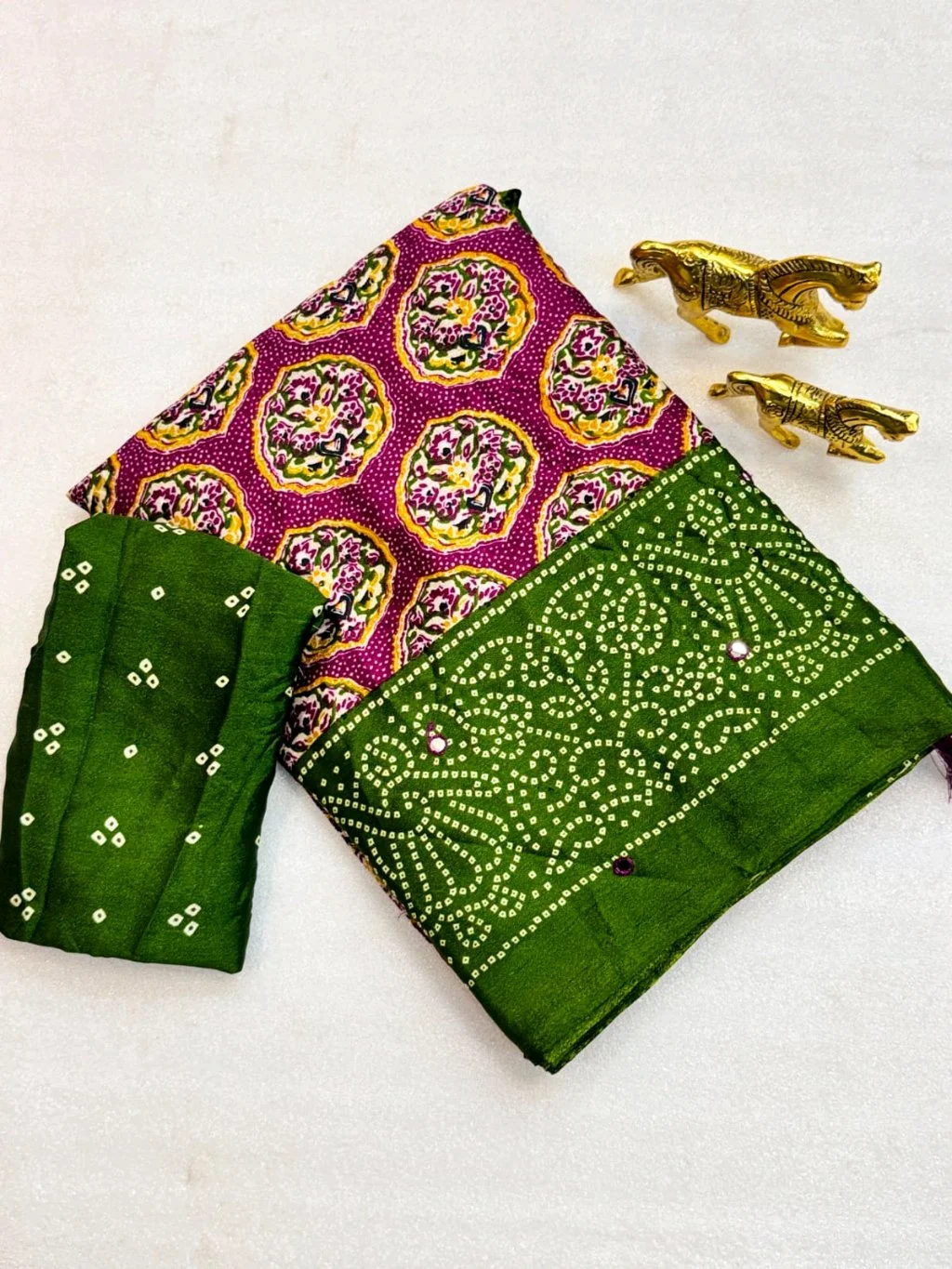 Bandhani Sarees thumbnail 10
