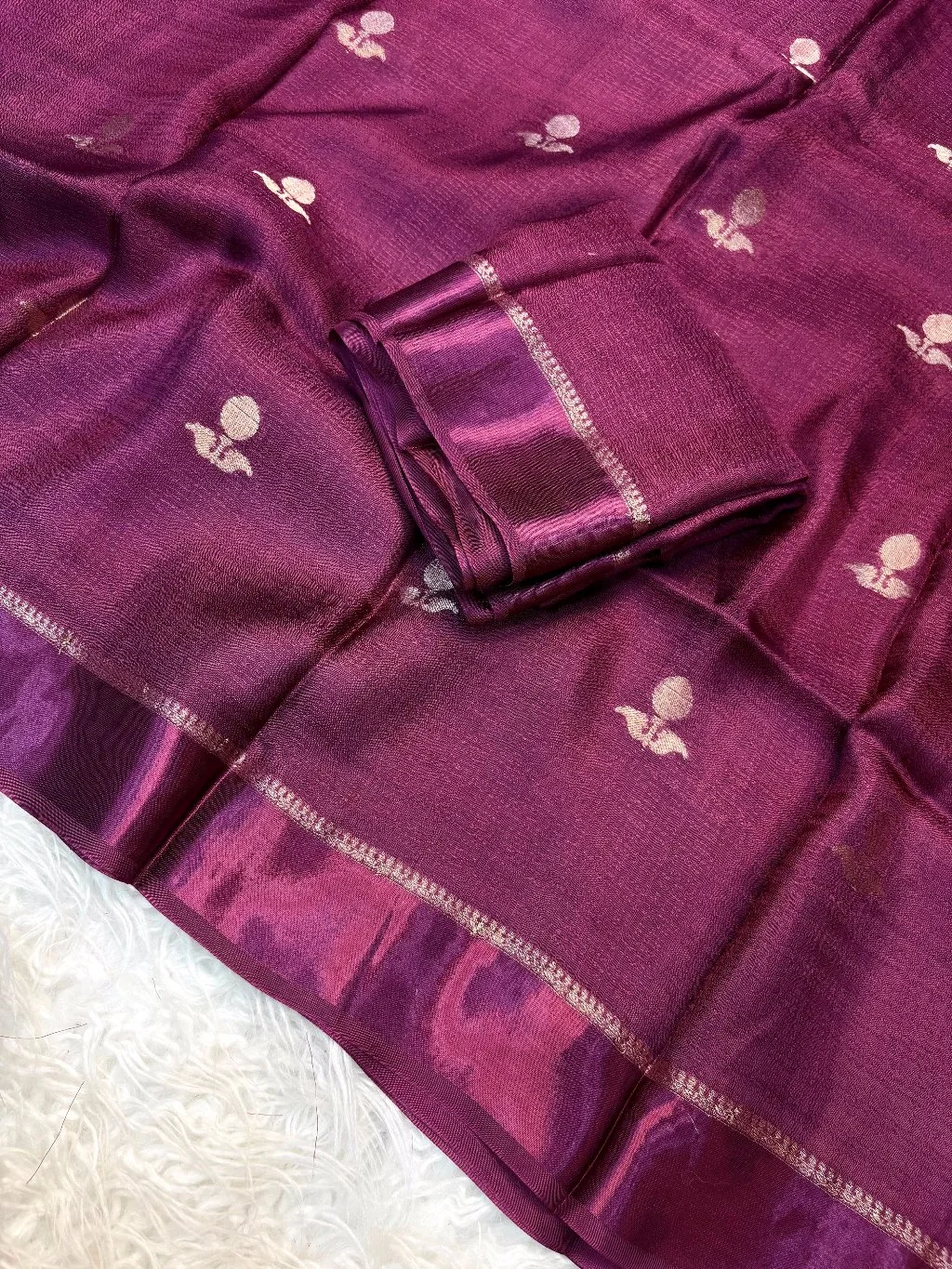 Viscose Khadi Silk Satin Saree thumbnail 1