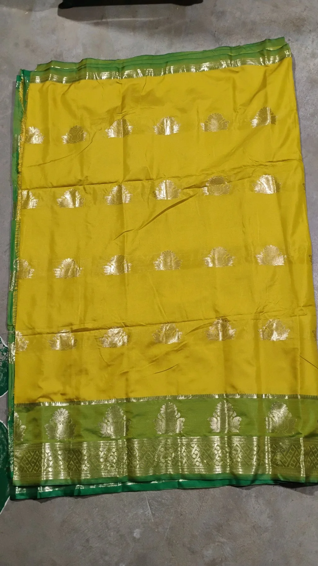 Gadwal Soft Silk Saree 2
