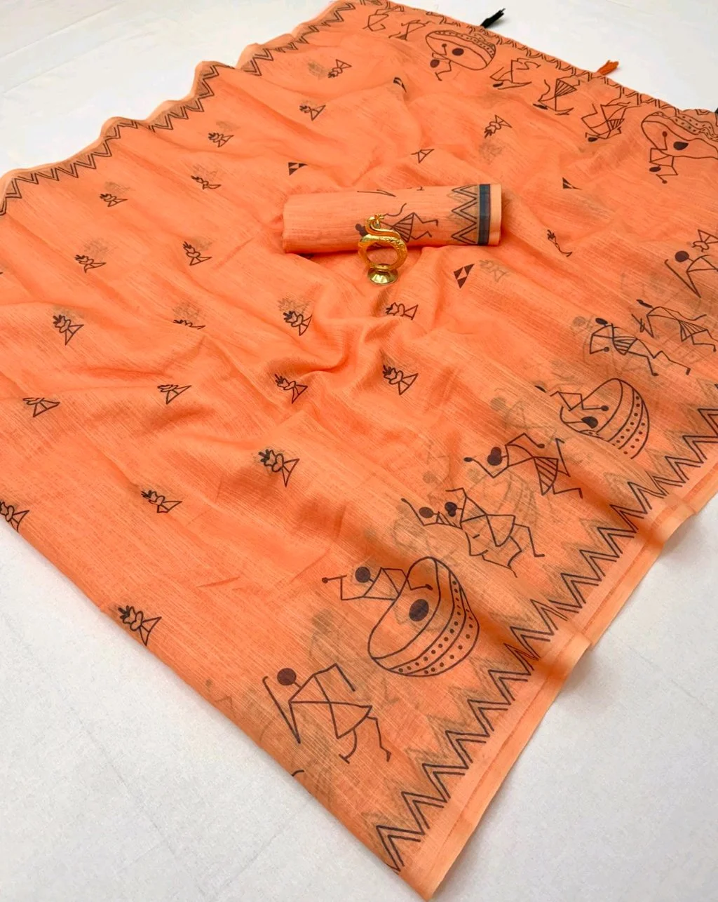 Peach Warli Art Print Saree 3