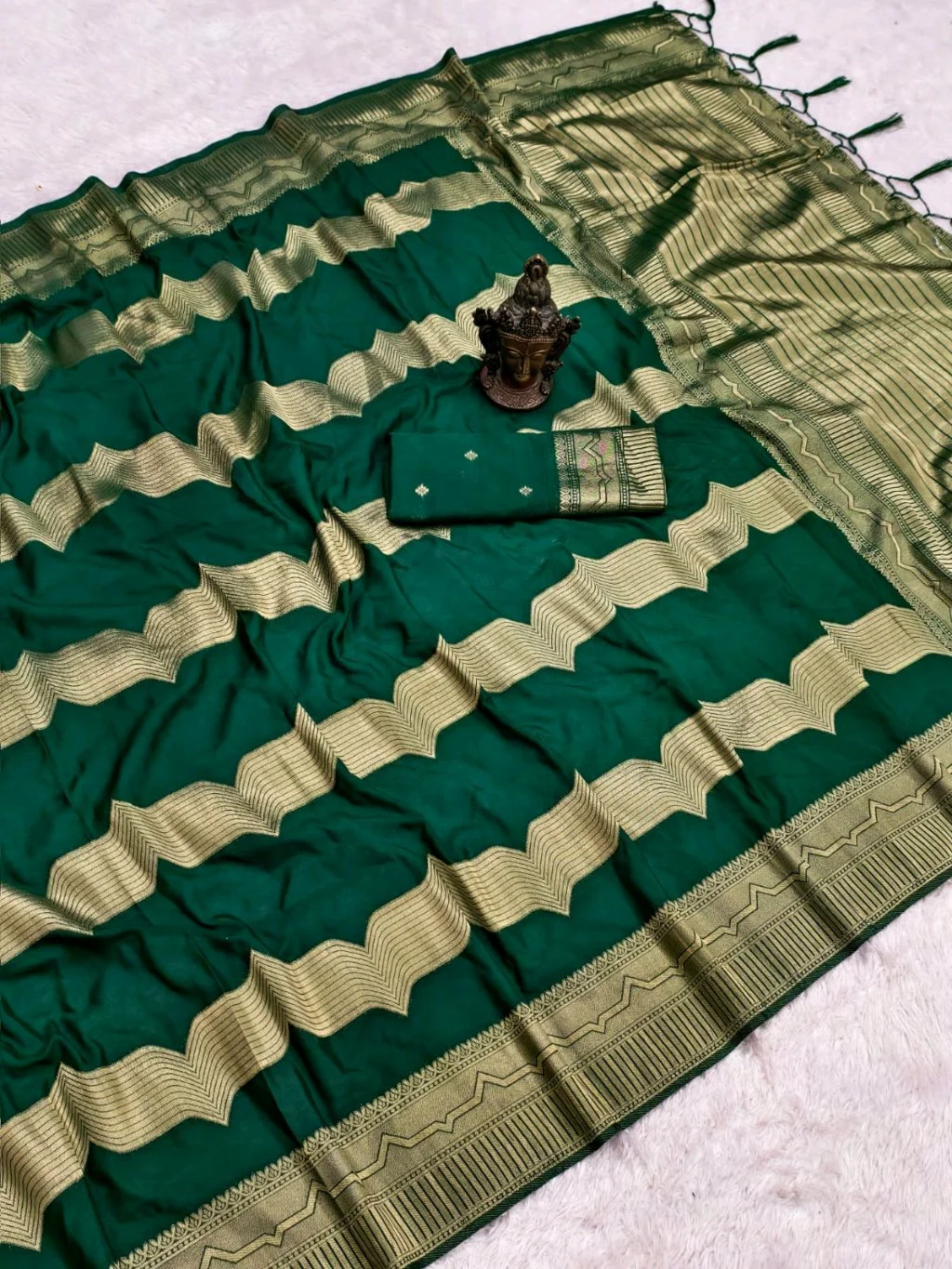 Pure Soft Khadi Georgette Saree 5