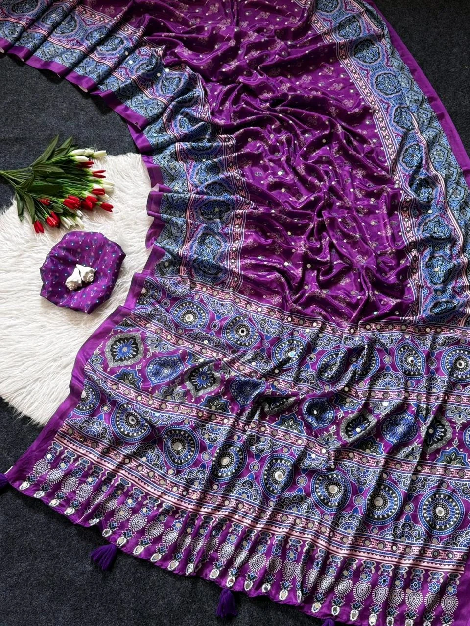Ajarakh Saree thumbnail 2