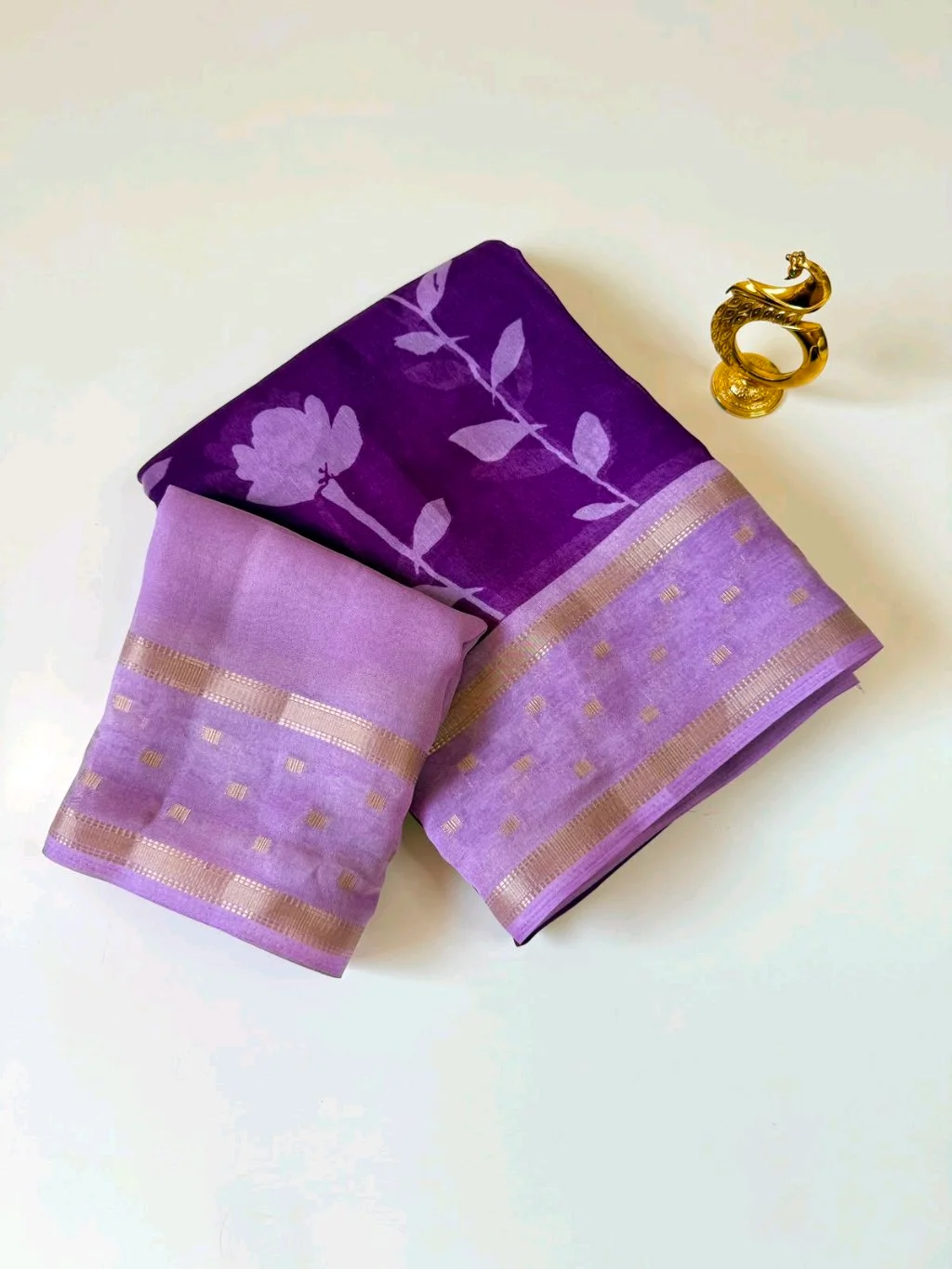 Floral Organza Saree with Zari Border 1