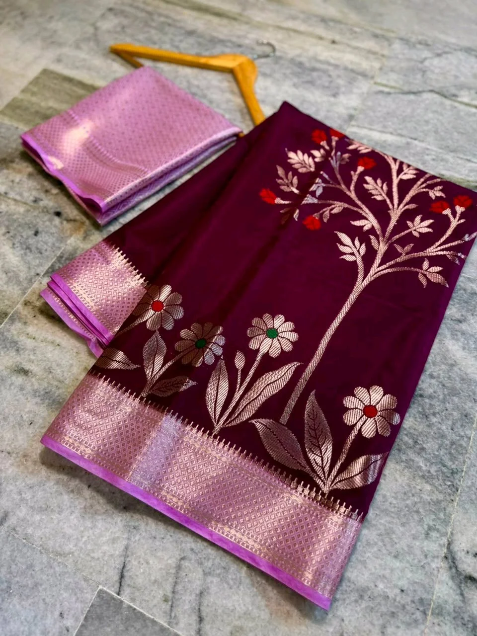 Banarasi Katan Silk Blend Saree 7