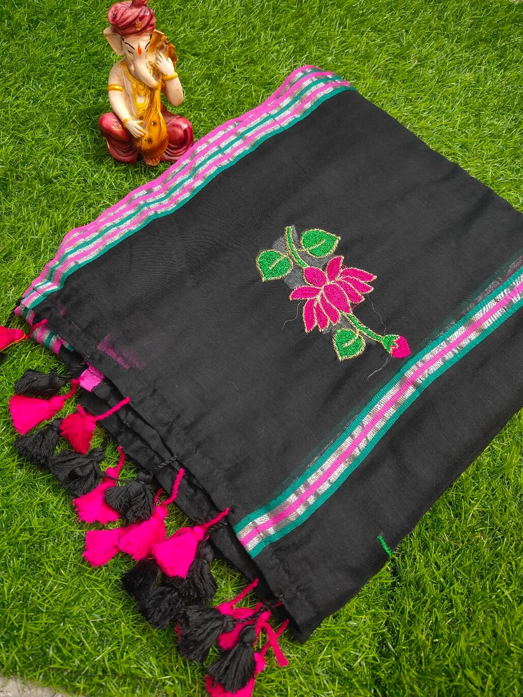 Mul Cotton With Lotus Design 2