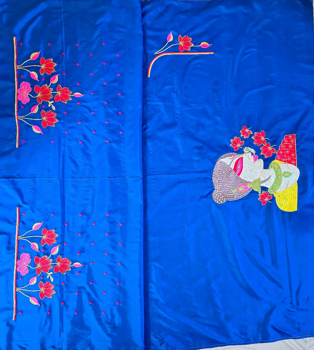 Traditional Woman Profile Computer Embroidery Blouse Piece thumbnail 2