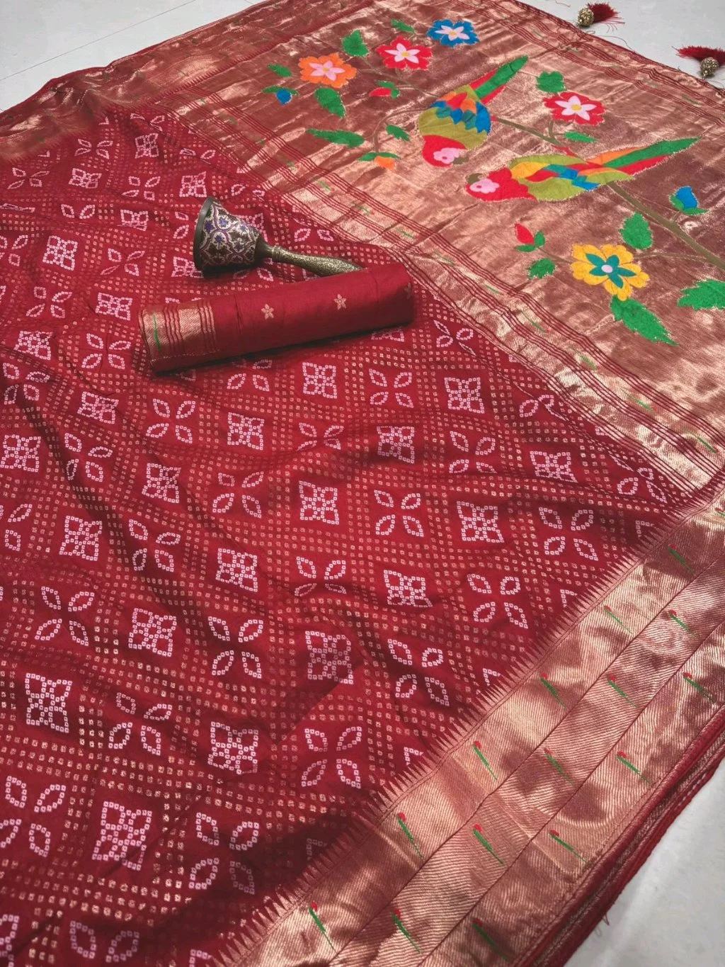 Viscose Silk Saree with Paithani Pallu thumbnail 4