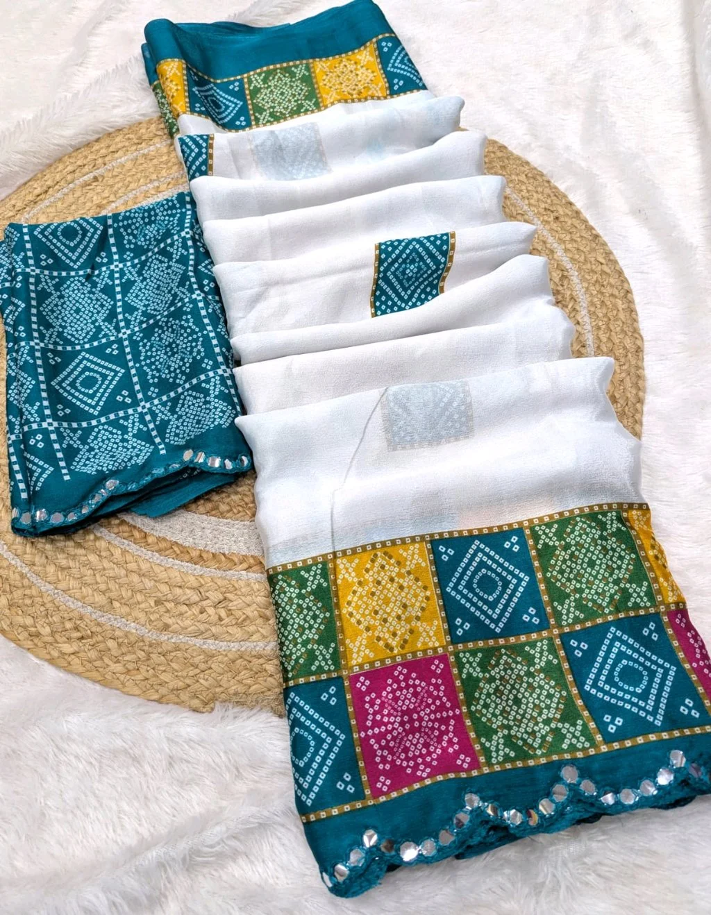 Turkey Silk Saree With Bandhani Print Material with Mirror Work thumbnail 3