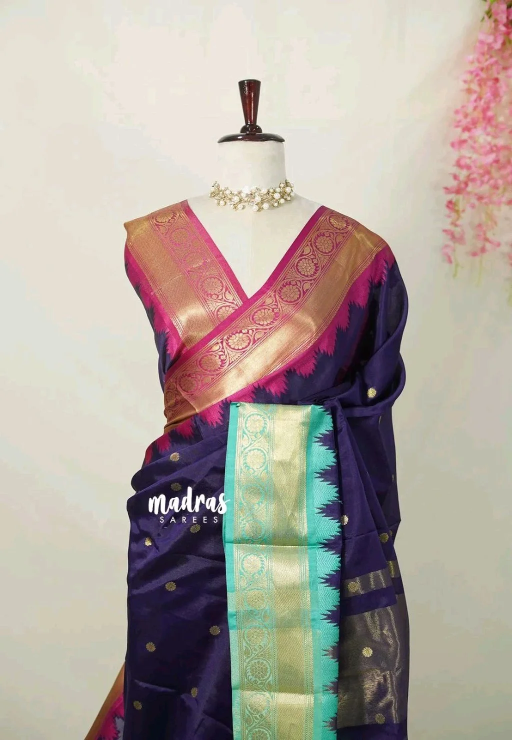 Ganga Jammuna Semi Soft Banarasi Saree 8