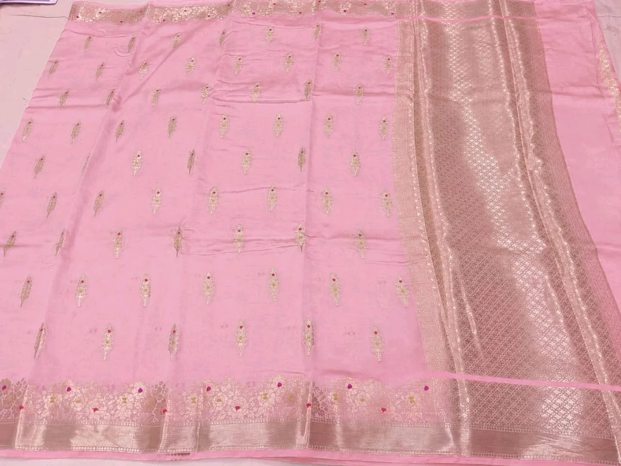 Katan Raw Mango Sarees thumbnail 8
