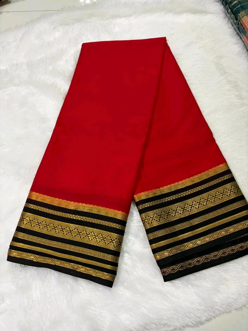 Semi Crepe Red Silk Saree with Black and Gold Zari Border thumbnail 2