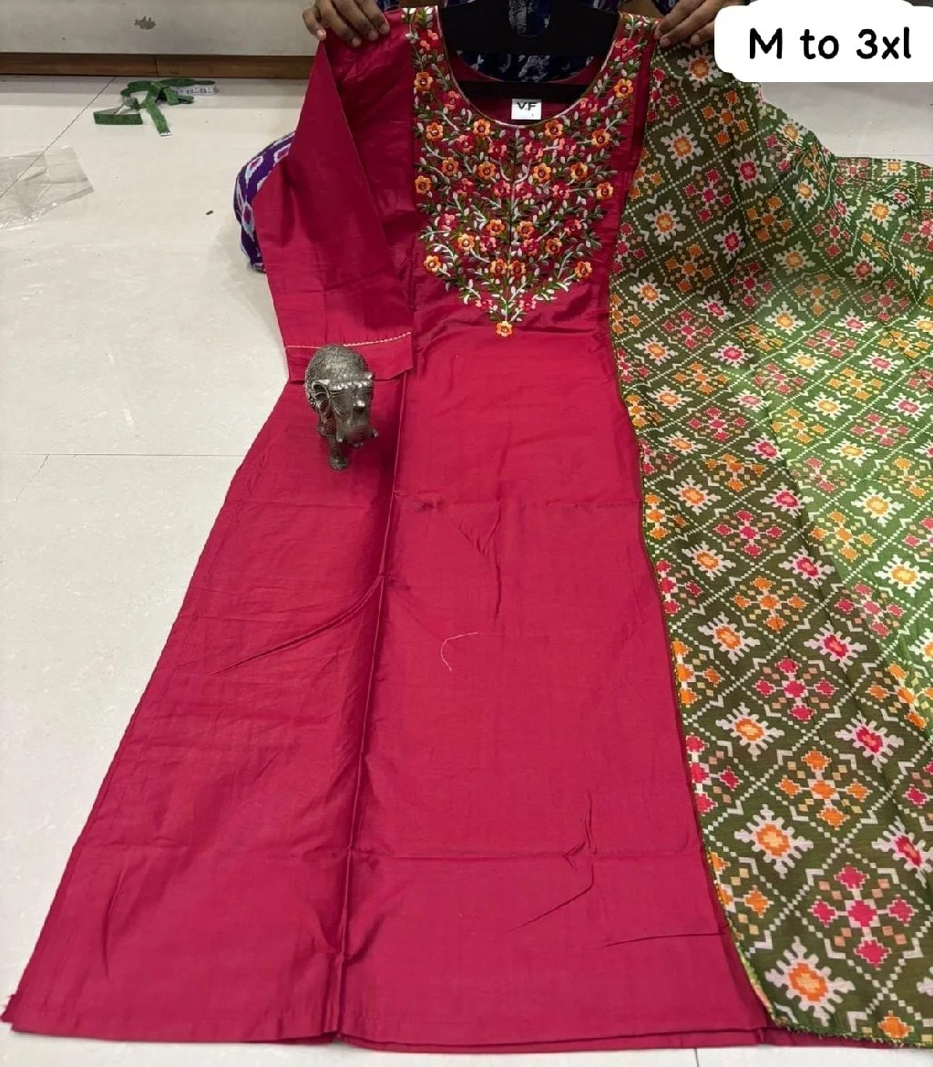 Kurta With Dupatta thumbnail 3