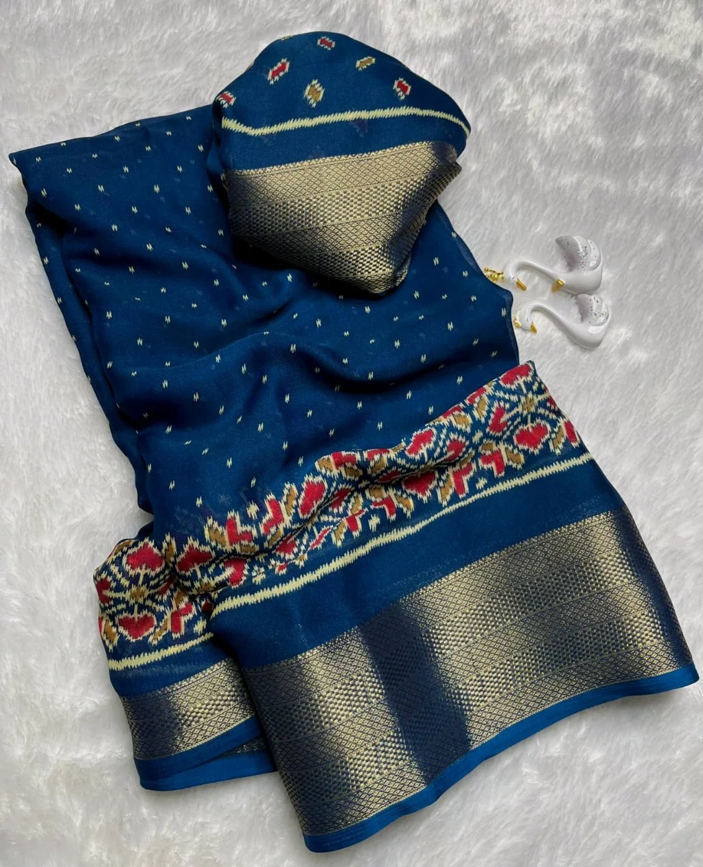 Marsh Mellow Self Sarees 2