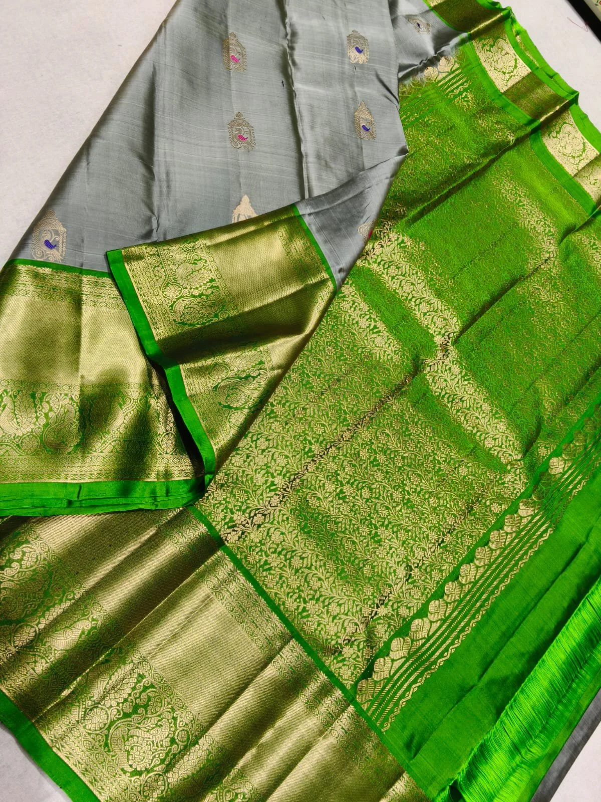 pure handlooms saree thumbnail 4
