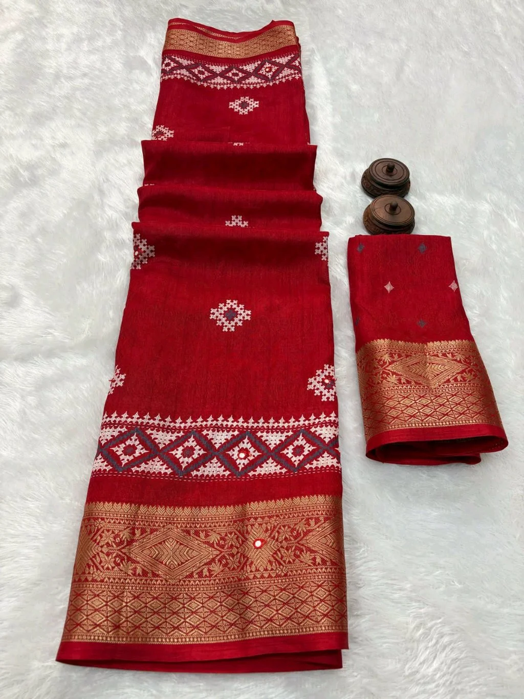 Pure Soft Dola Silk Saree thumbnail 7