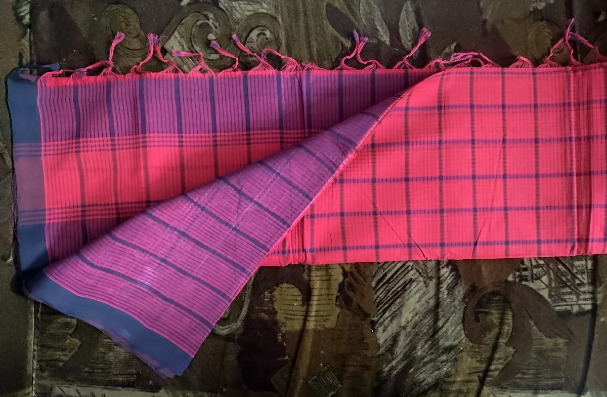 Dark Rani pink with halfwhiteHandloom cottonsaree 2
