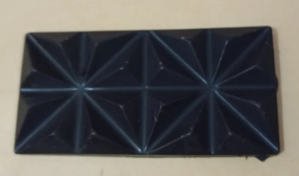 Love Shaped Dark Chocolate Bar One Piece 2