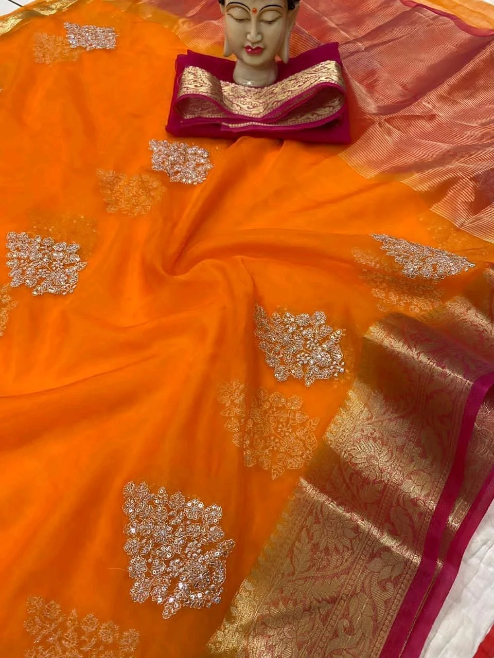 Kanchipuram Organza Jacquard Sarees thumbnail 8