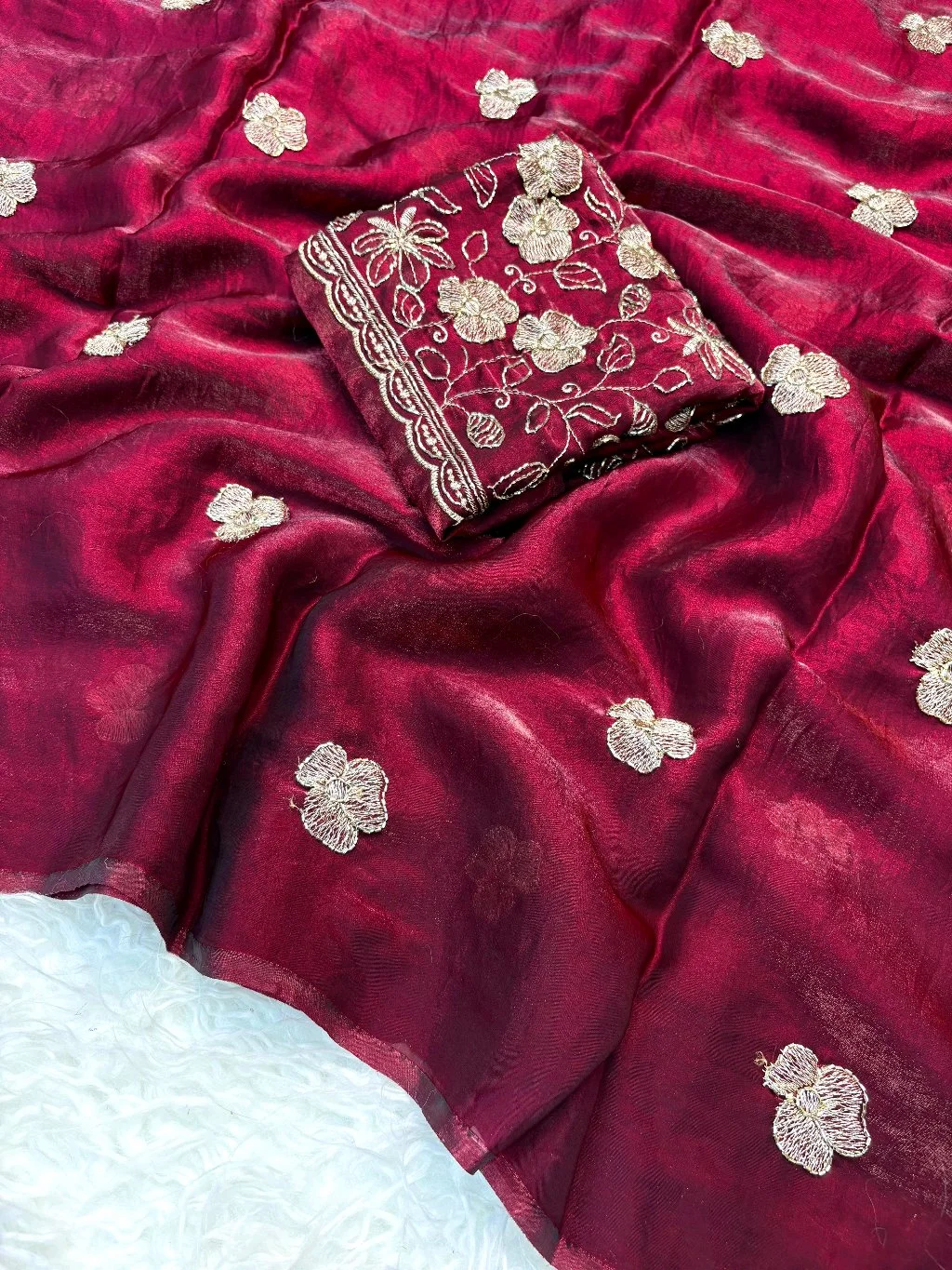 Space Silk Saree Fabric with Gold Floral Embroidery thumbnail 3