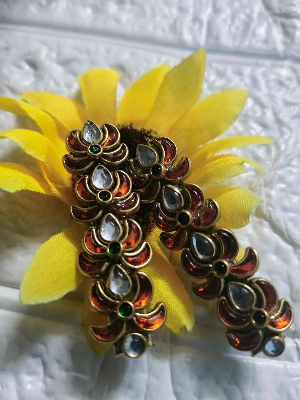 Traditional Red Kundan Floral Hair Clips