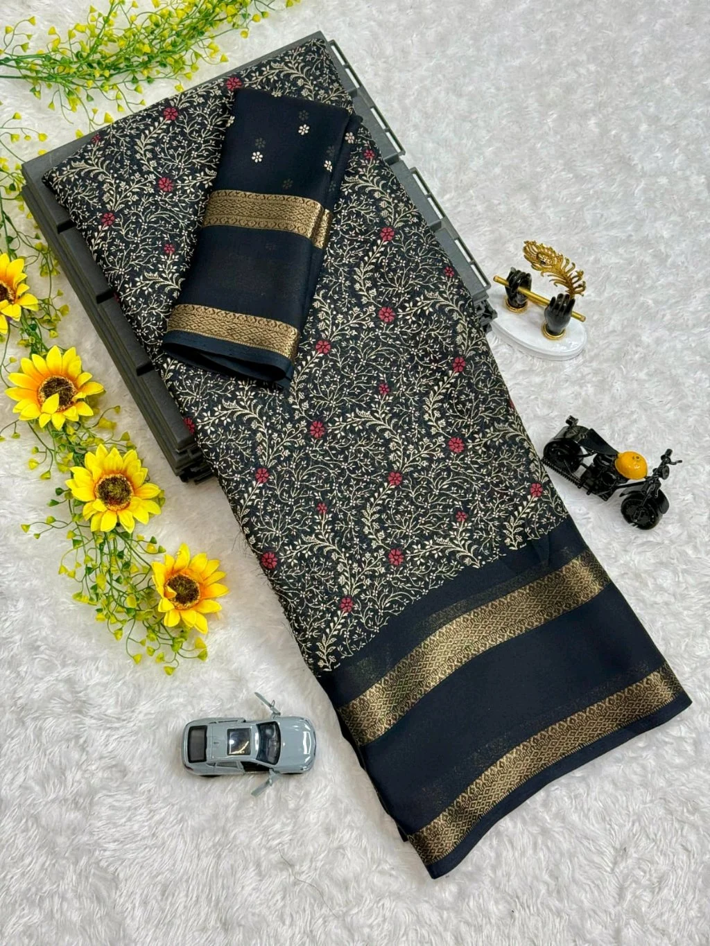Georgette Sarees thumbnail 4
