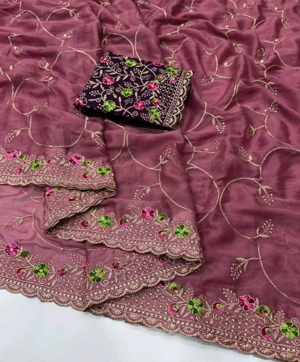 Star Georgette Saree with Floral Embroidery and Blouse 10