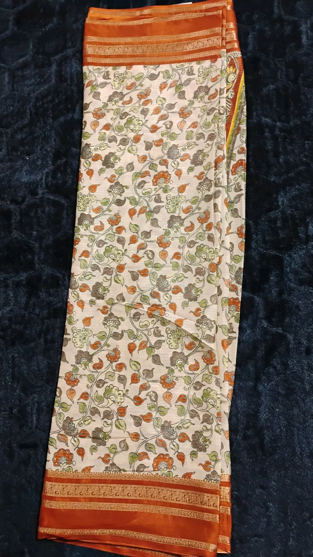 Cream Floral Print Silk Blend Saree with Orange Zari Border thumbnail 2